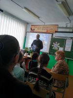 Встреча учащихся МОКУ "Устьевая школа" с инспектором ГИБДД ДПС